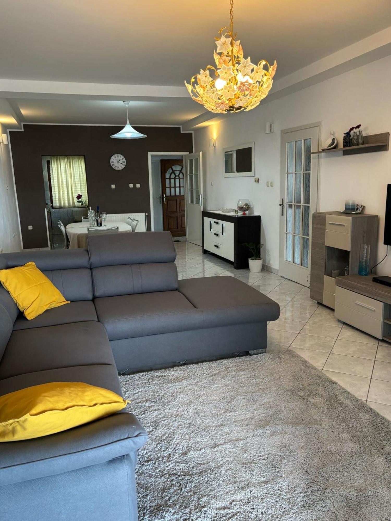 Apartman Luka 시베니크 외부 사진